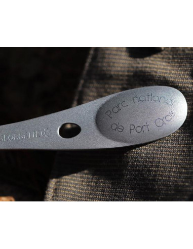 Couvert multifonction avec pochette de transport